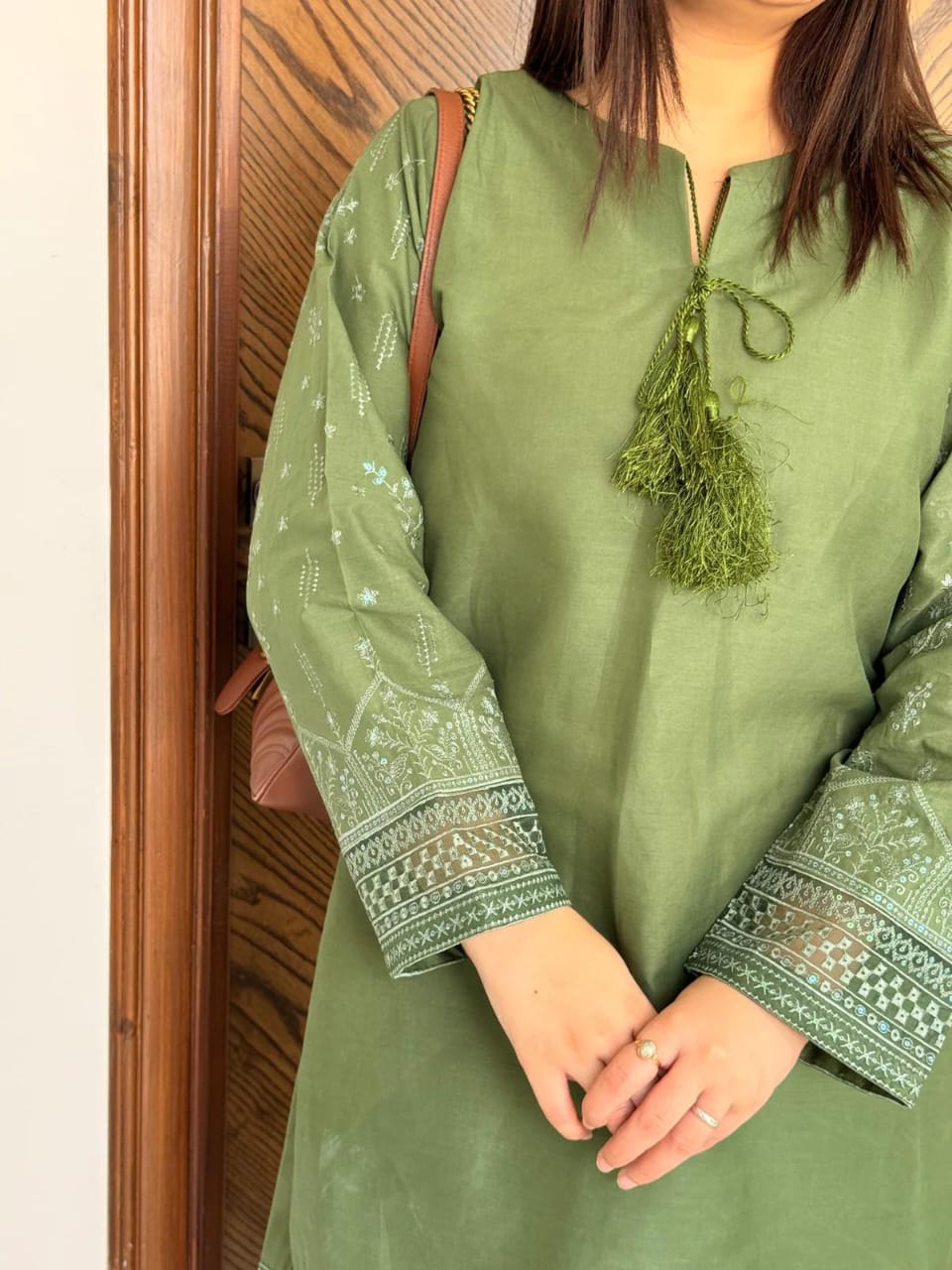 Zanntaj Lawn 2pc (Farshi Shalwar)
