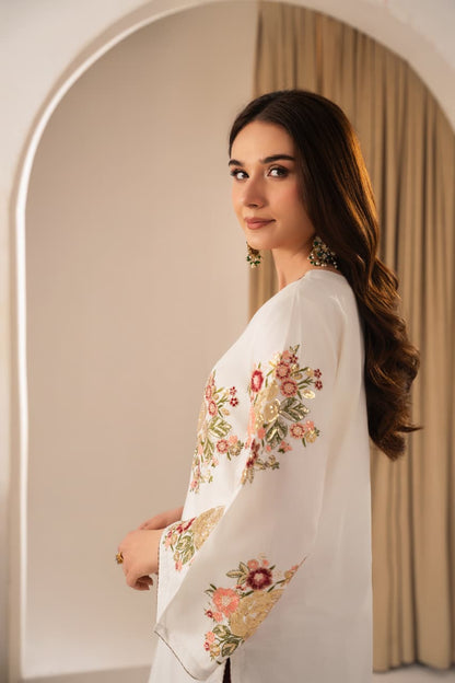 Premium Lawn 2pc Embroidered Suit